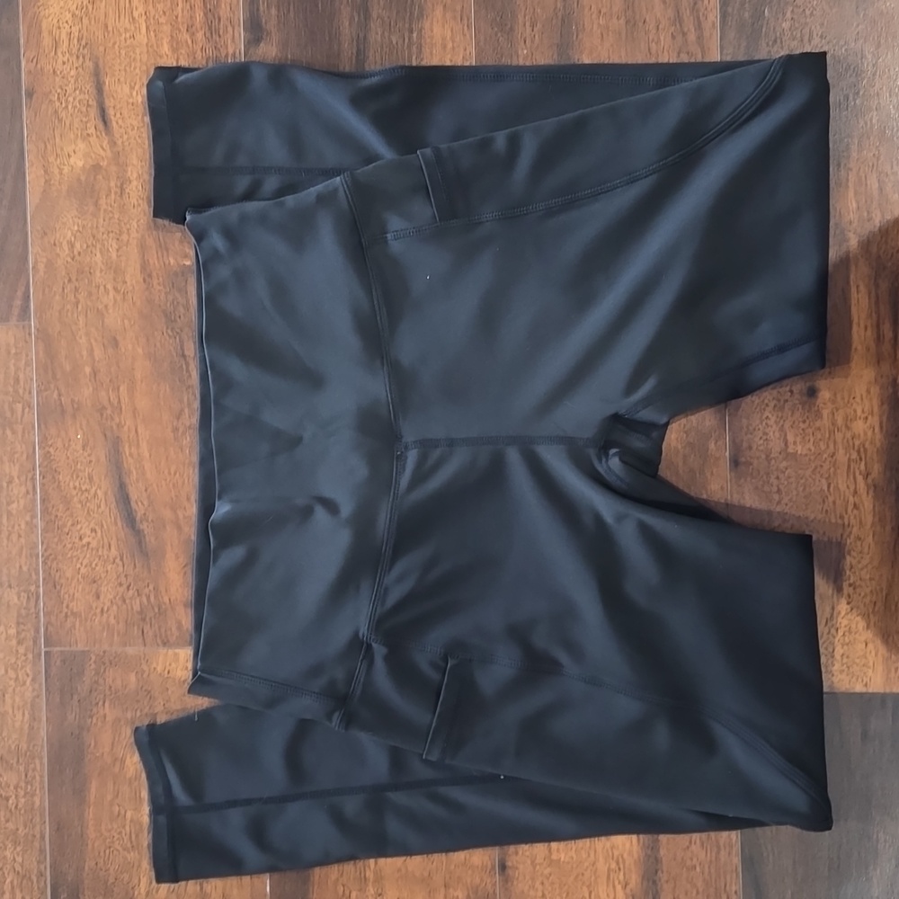 Black workout leggings Size M